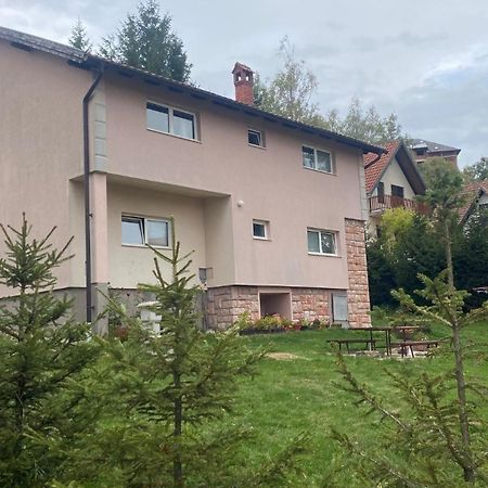 Apartmani Nais 즐라티보 외부 사진