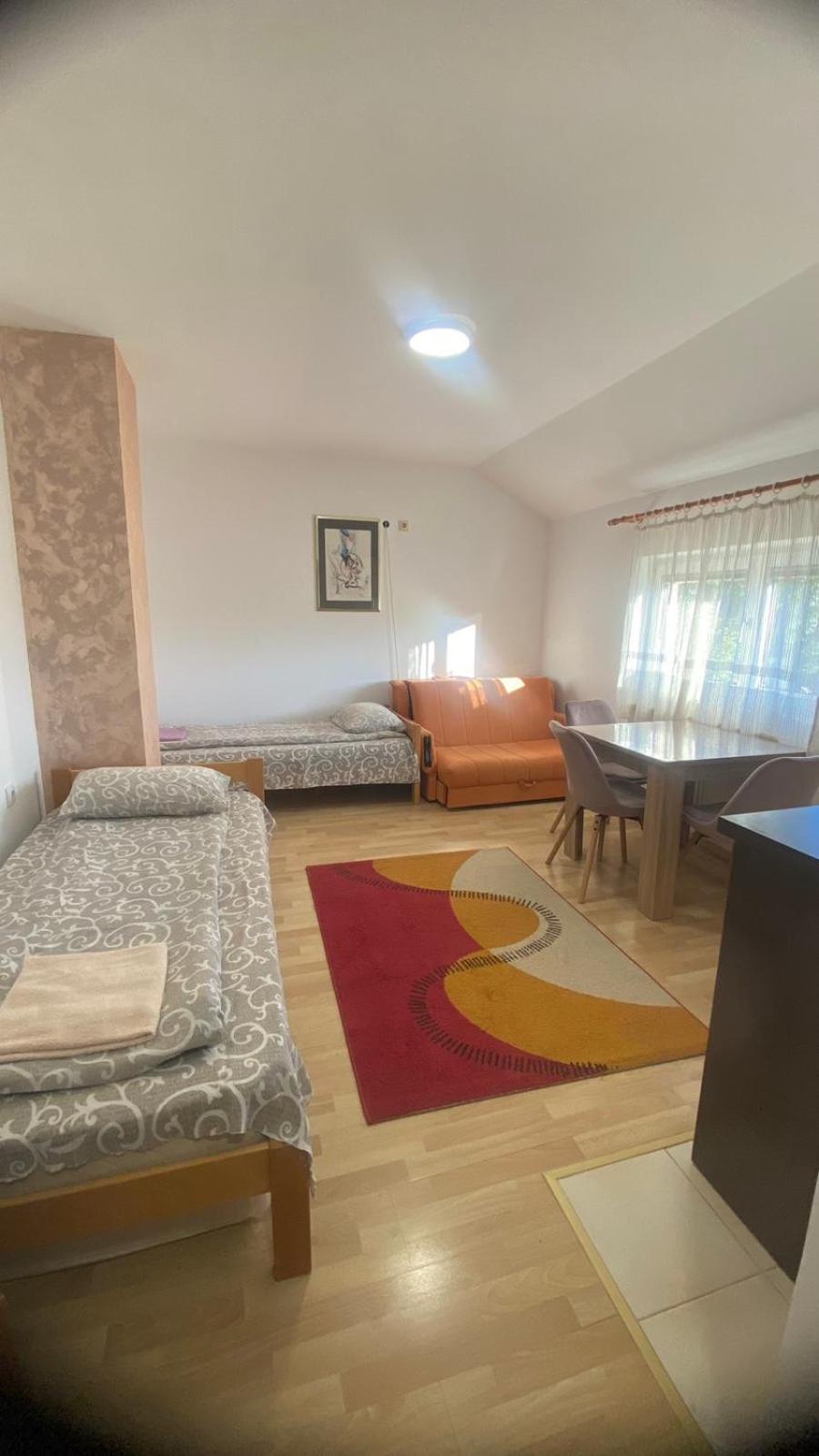 Apartmani Nais 즐라티보 외부 사진